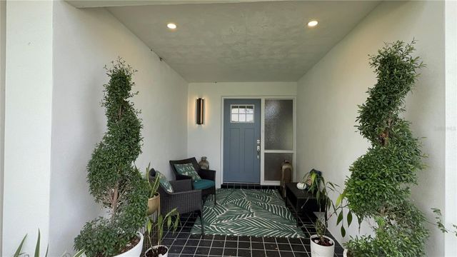 1995 ARVIS CIRCLE E, Clearwater, FL 33764