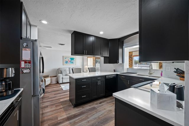 1822 WINCHESTER ROAD N, St Petersburg, FL 33710