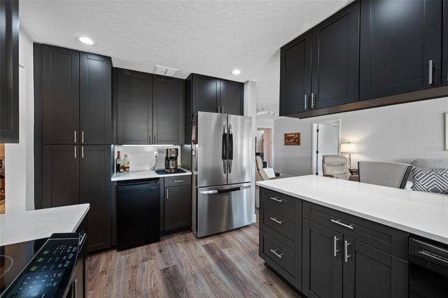 1822 WINCHESTER ROAD N, St Petersburg, FL 33710