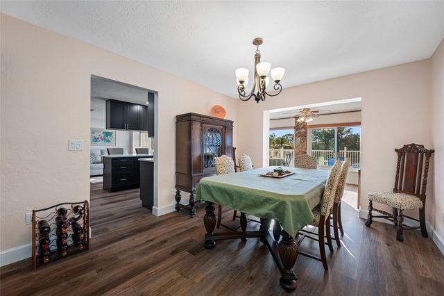 1822 WINCHESTER ROAD N, St Petersburg, FL 33710