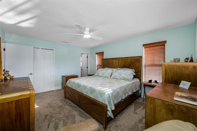 1822 WINCHESTER ROAD N, St Petersburg, FL 33710