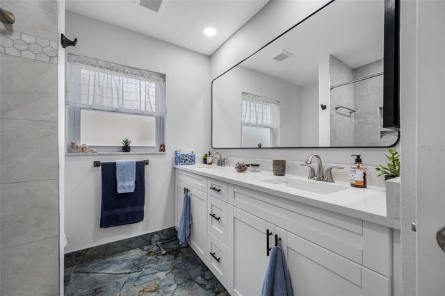 1822 WINCHESTER ROAD N, St Petersburg, FL 33710