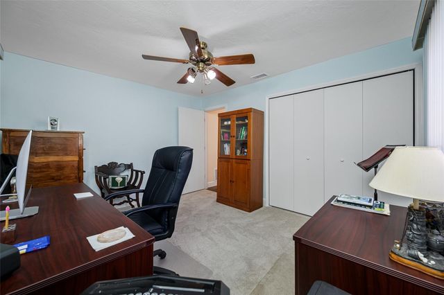 1822 WINCHESTER ROAD N, St Petersburg, FL 33710