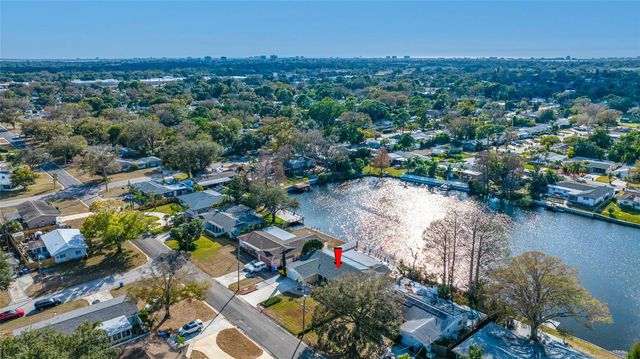 1822 WINCHESTER ROAD N, St Petersburg, FL 33710