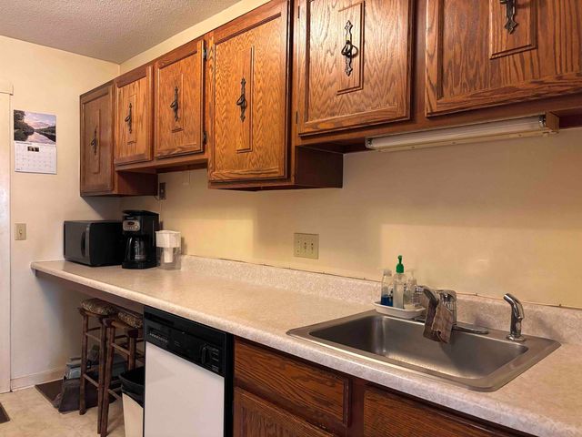 34 Floyd Ave Unit 24, Lebanon, NH 03784