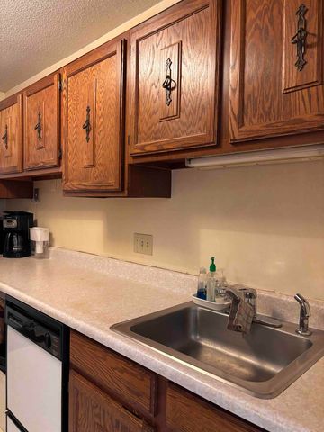 34 Floyd Ave Unit 24, Lebanon, NH 03784