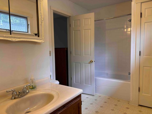 34 Floyd Ave Unit 24, Lebanon, NH 03784
