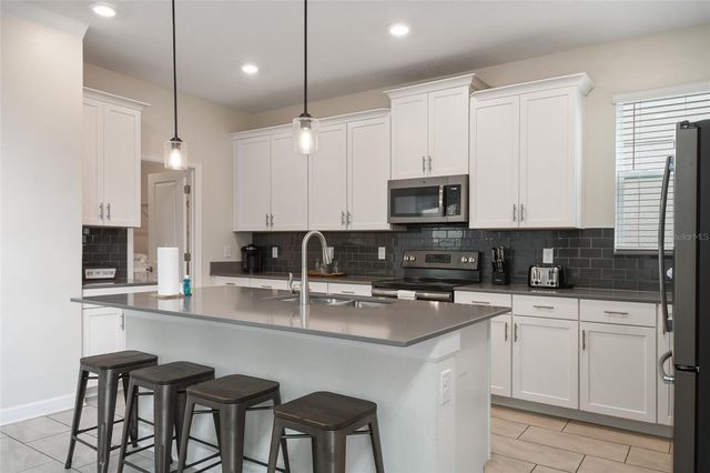 8942 CABOT CLIFFS DRIVE, Davenport, FL 33896