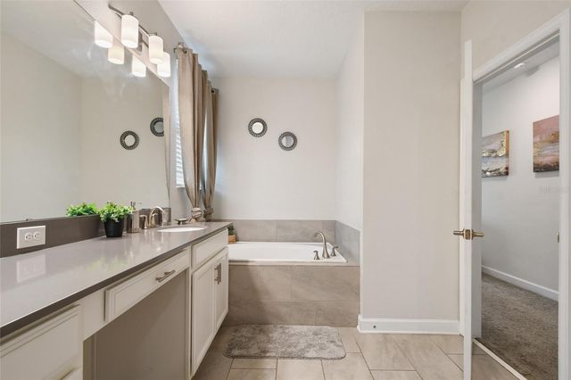 8942 CABOT CLIFFS DRIVE, Davenport, FL 33896