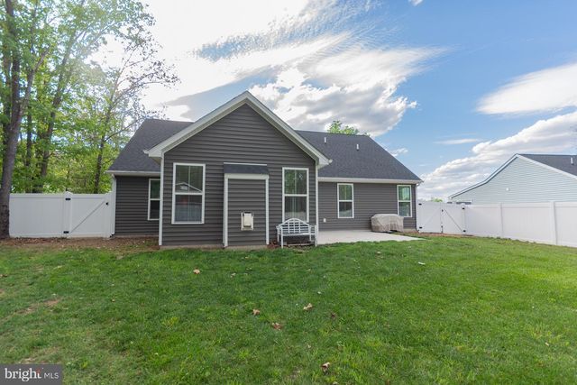 1083 NADENBOUSCH LN, Martinsburg, WV 25405