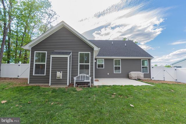 1083 NADENBOUSCH LN, Martinsburg, WV 25405