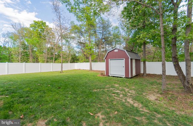 1083 NADENBOUSCH LN, Martinsburg, WV 25405