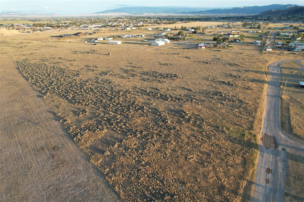 7620 Painted Sky Drive, Helena, MT 59602 photo 4