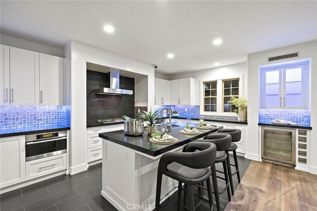 29 Small Grove, Irvine, CA 92618