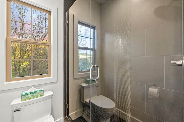 29 Small Grove, Irvine, CA 92618