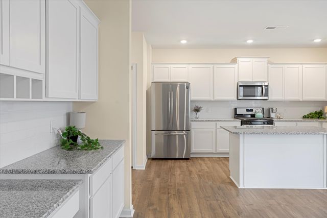 4140 Bentwood Cove Drive, Apison, TN 37302