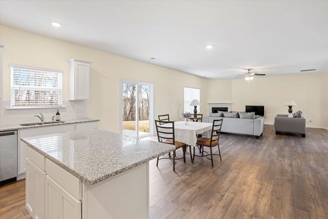 4140 Bentwood Cove Drive, Apison, TN 37302