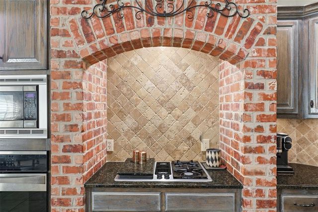 3101 Meriweather Road, Edmond, OK 73003