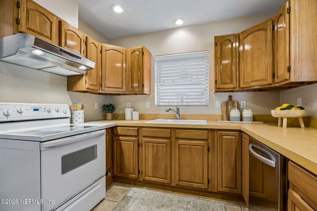 5448 DIAZ Place, Jacksonville, FL 32210