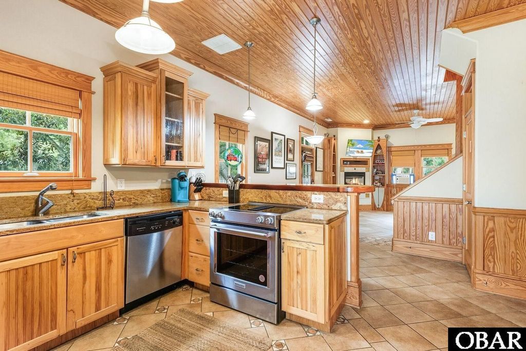 Image 12 of property listing at 706 Wingina Avenue Lot 11B, Manteo, NC 27954