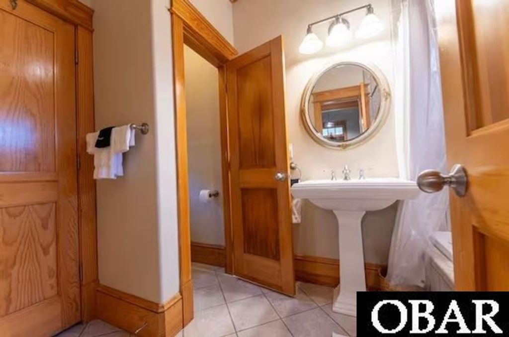 Image 30 of property listing at 706 Wingina Avenue Lot 11B, Manteo, NC 27954