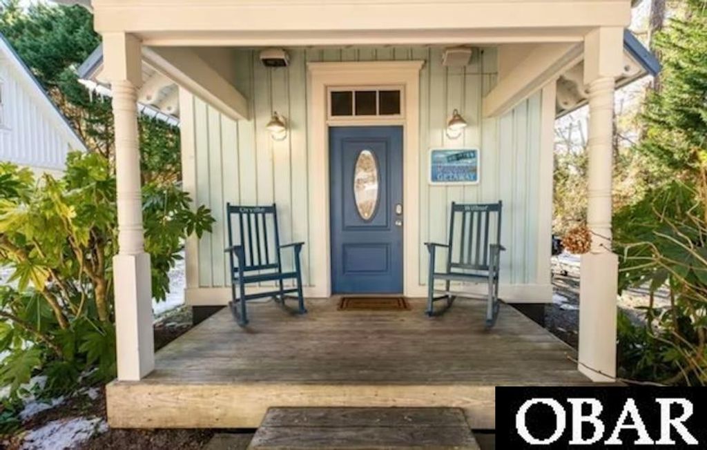 Image 31 of property listing at 706 Wingina Avenue Lot 11B, Manteo, NC 27954