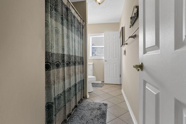 205 Indianhead Drive, Heath, OH 43056