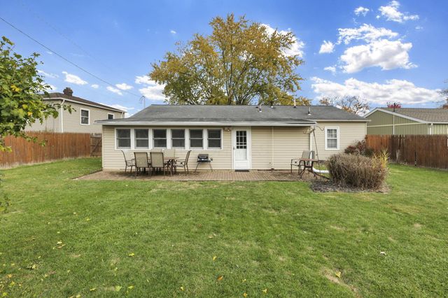 205 Indianhead Drive, Heath, OH 43056