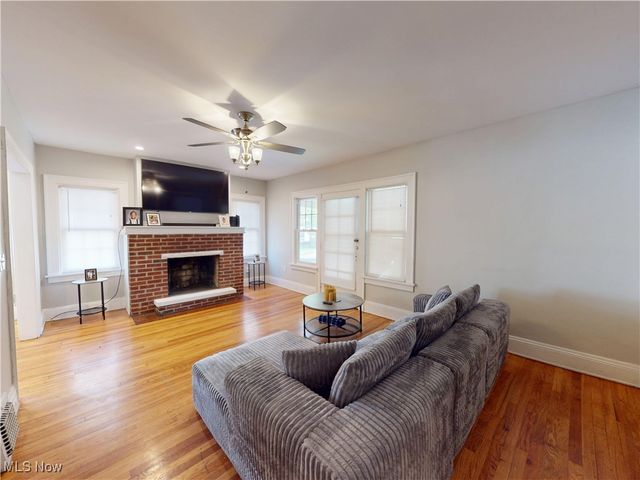 3423 Beechwood Avenue, Cleveland Heights, OH 44118