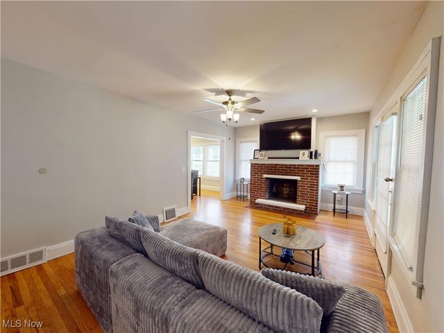 3423 Beechwood Avenue, Cleveland Heights, OH 44118