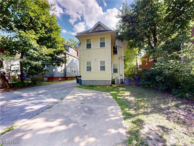 3423 Beechwood Avenue, Cleveland Heights, OH 44118