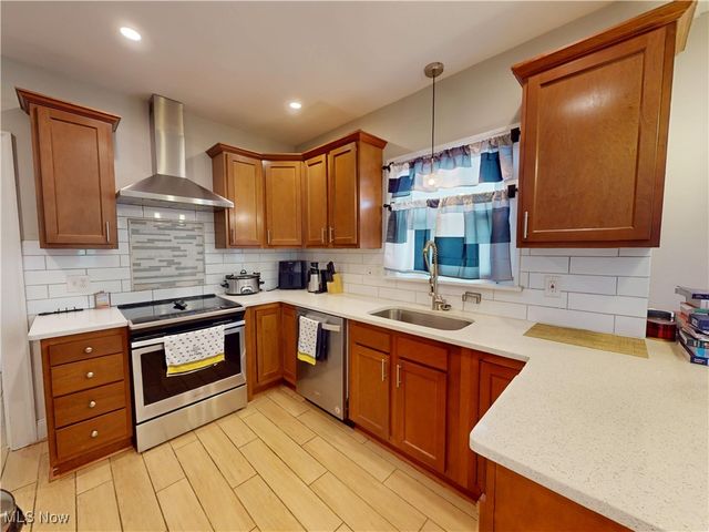 3423 Beechwood Avenue, Cleveland Heights, OH 44118