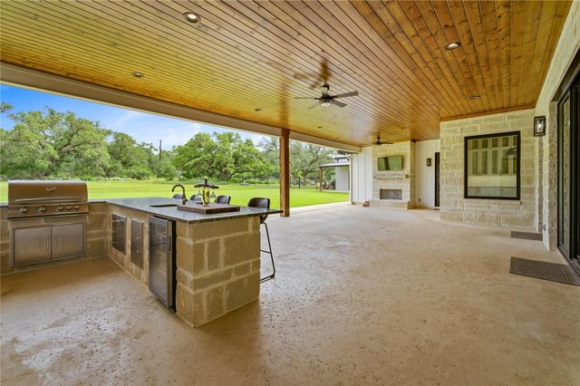 4434 Hugo RD, San Marcos, TX 78666