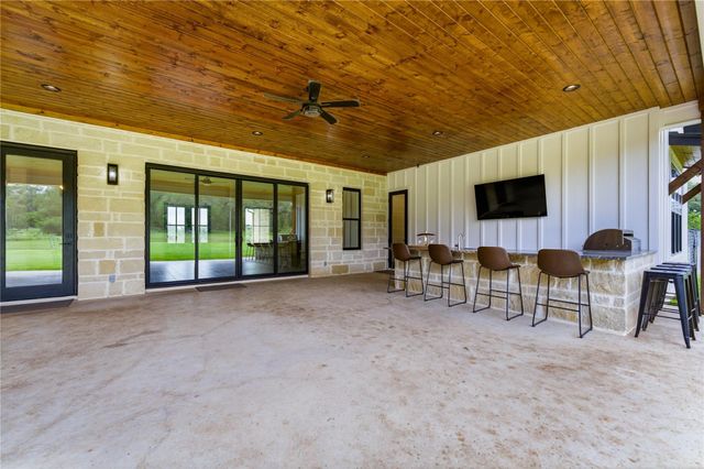 4434 Hugo RD, San Marcos, TX 78666