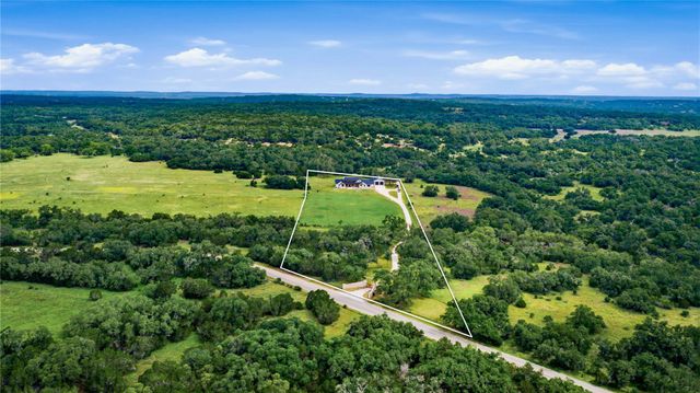 4434 Hugo RD, San Marcos, TX 78666