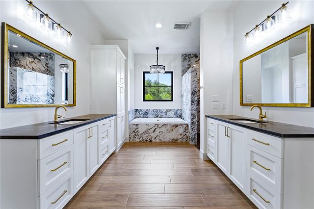 4434 Hugo RD, San Marcos, TX 78666
