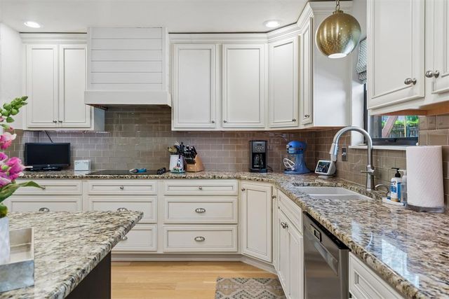 13001 Burlingame Avenue, Oklahoma City, OK 73120