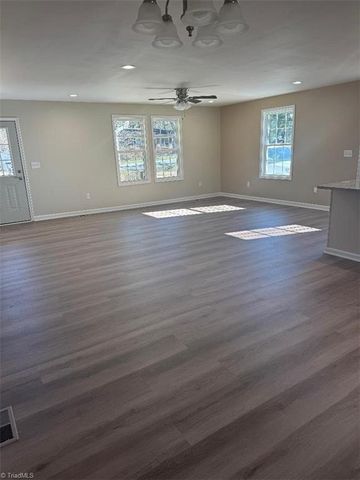 511 South Road, High Point, NC 27262