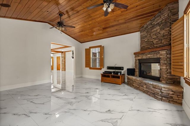 27012 GRAND OAK LANE, Tavares, FL 32778