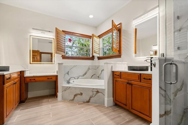 27012 GRAND OAK LANE, Tavares, FL 32778