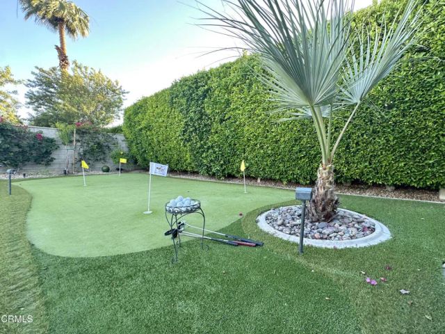 999 E Via Escuela, Palm Springs, CA 92262