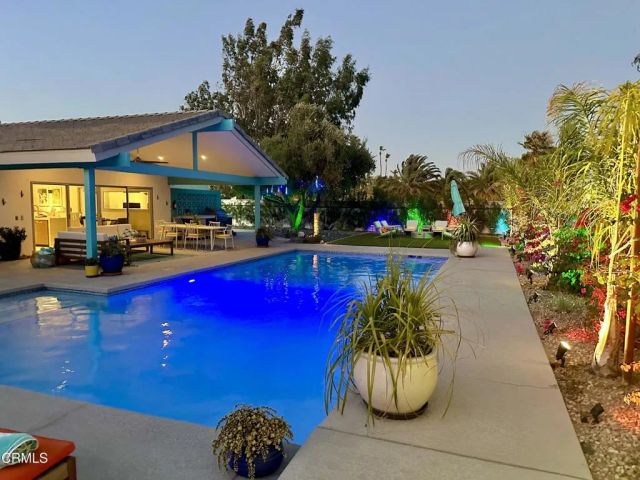 999 E Via Escuela, Palm Springs, CA 92262