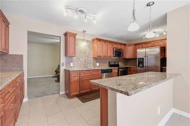 3500 E 104TH Street, Kansas City, MO 64137