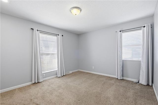 3500 E 104TH Street, Kansas City, MO 64137