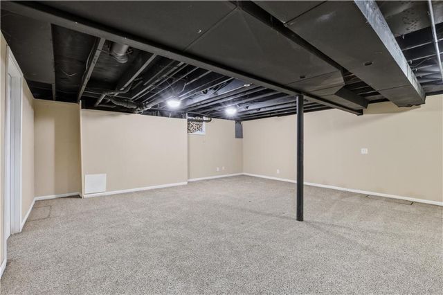 3500 E 104TH Street, Kansas City, MO 64137