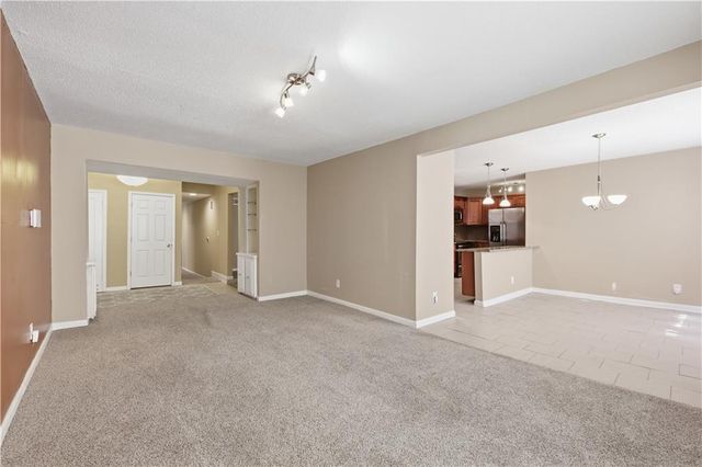 3500 E 104TH Street, Kansas City, MO 64137