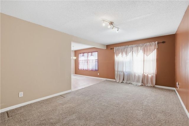 3500 E 104TH Street, Kansas City, MO 64137