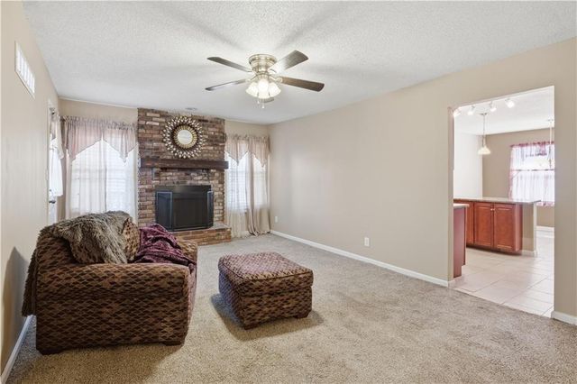 3500 E 104TH Street, Kansas City, MO 64137