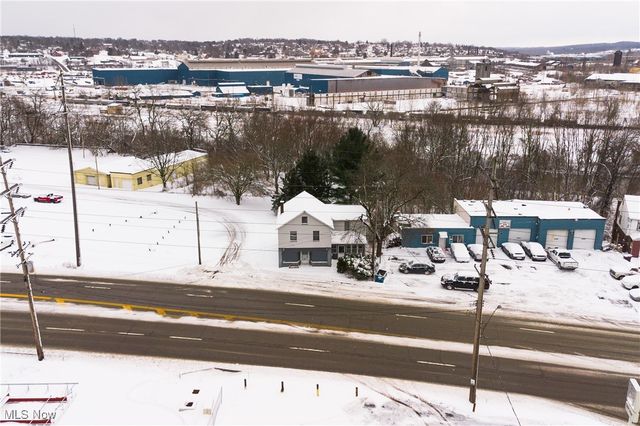 917 S Irvine Avenue, Masury, OH 44438