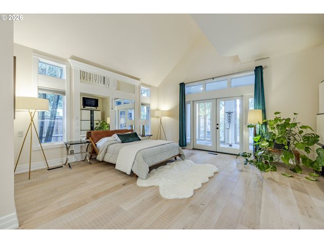 1564 REGENCY Dr, Eugene, OR 97401